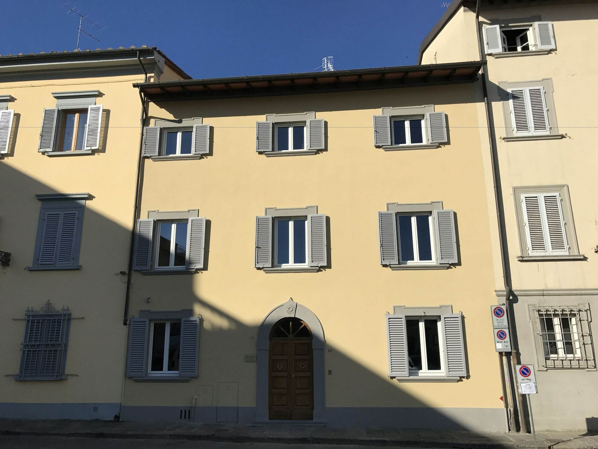 Dimora 16 Rooms & Garden Prato  Ngoại thất bức ảnh